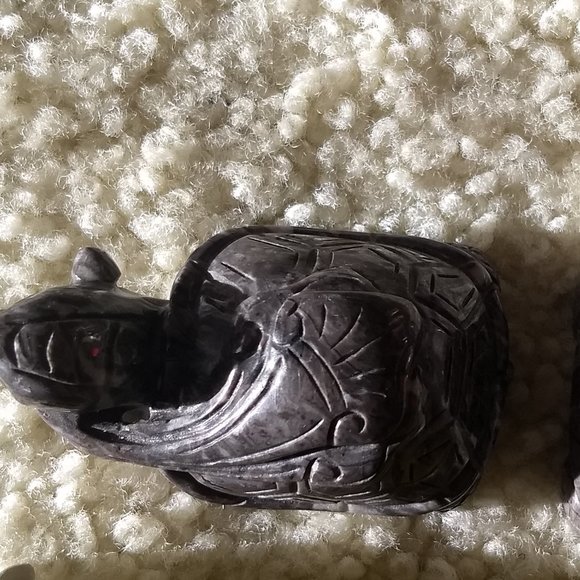 vintage 70s pair of carved stone turtle tortoise figurines - Picture 8 of 12